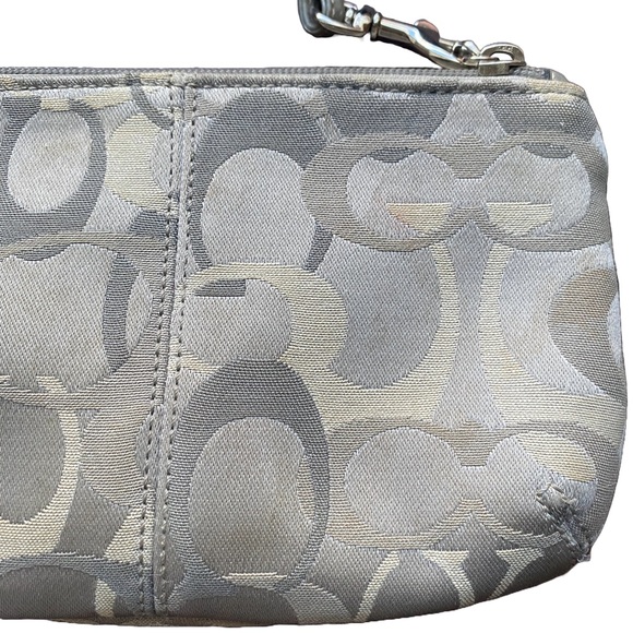 Coach Grey Wristlet/Clutch Mini Bag - Picture 3 of 6